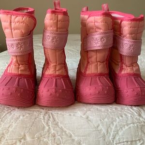 Size 6 Little Kid/Toddler Stride Rite Snow Boots